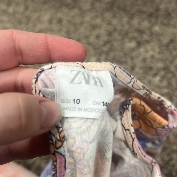 🔥 Zara tee - Picture 4 of 4